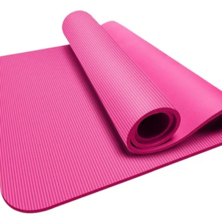 Colchoneta de yoga rosa.